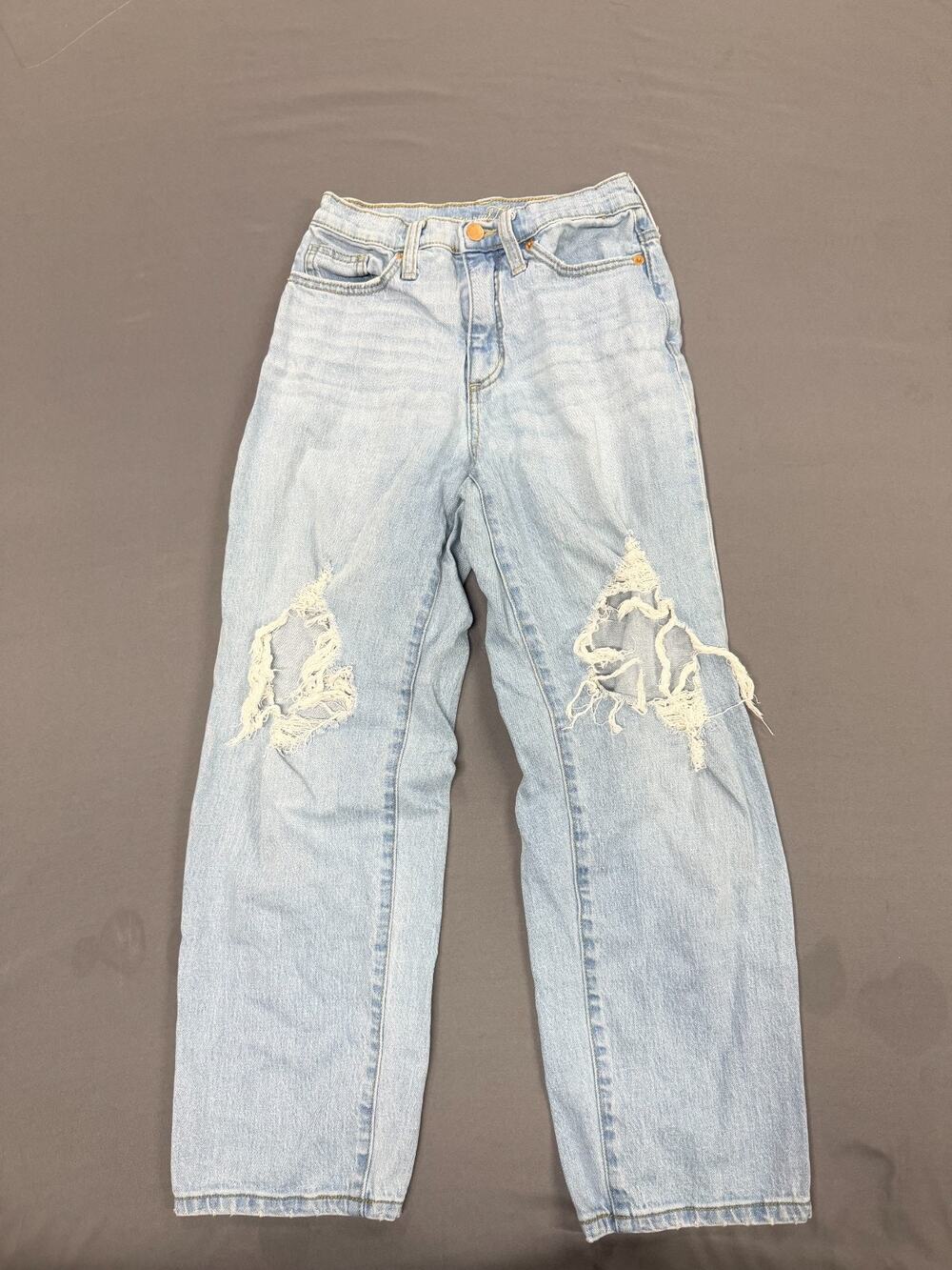 Universal Thread Womens 00 Light Blue Distressed Straight Boyfriend Jeans Vintag